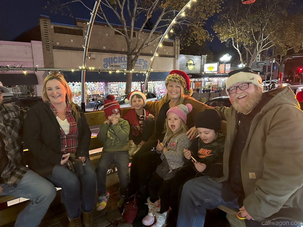 Cali Wagon ride, December 2023 (photo 14 of 61)