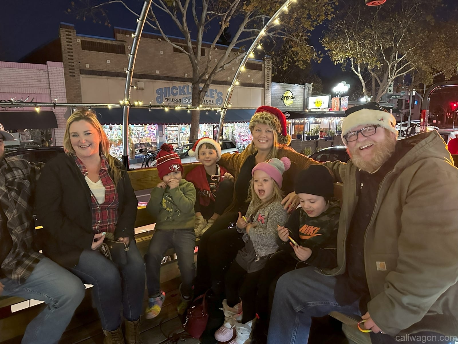 Cali Wagon ride, December 2023 (photo 14 of 61)