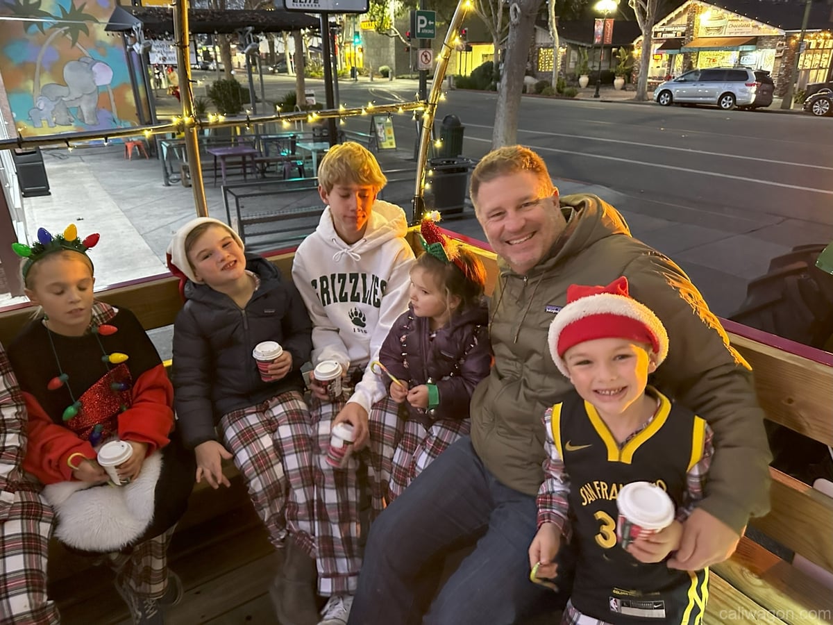 Cali Wagon ride, December 2023 (photo 51 of 61)