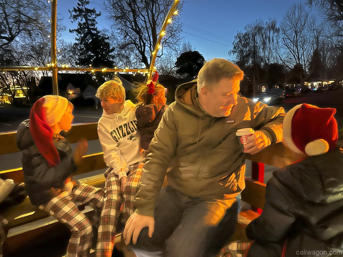 Cali Wagon ride, December 2023 (photo 56 of 61)