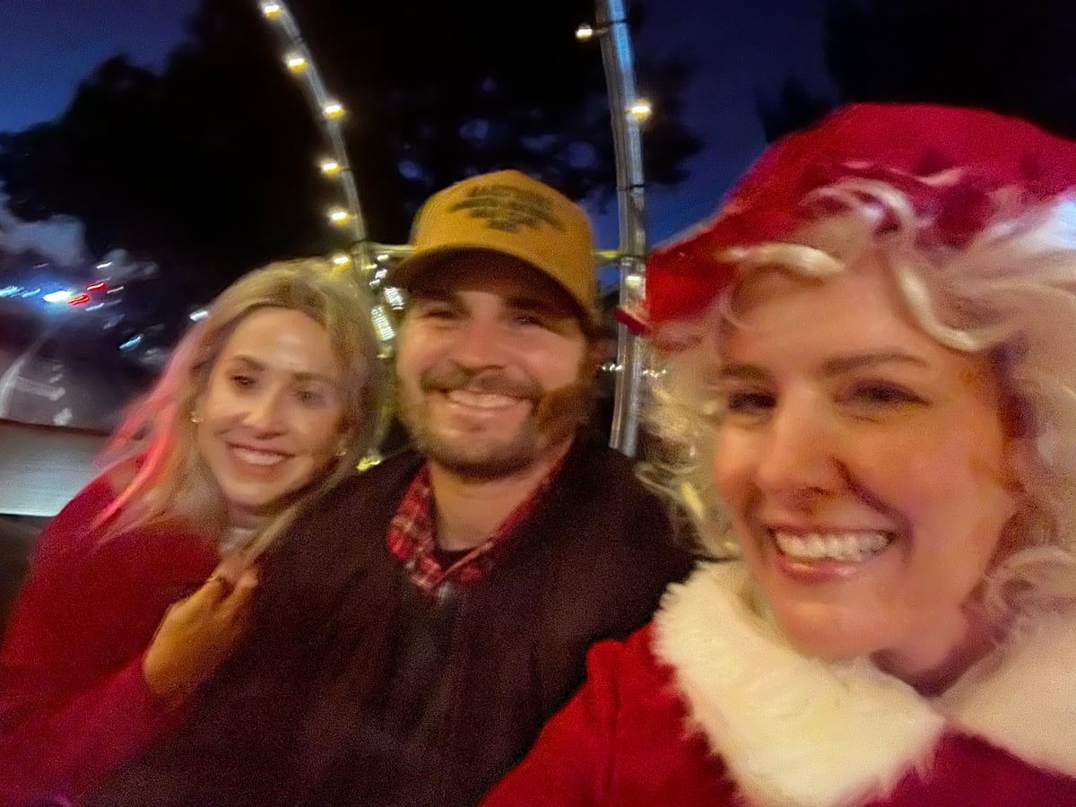 Cali Wagon wagon ride, December 2025 (photo 5 of 75)